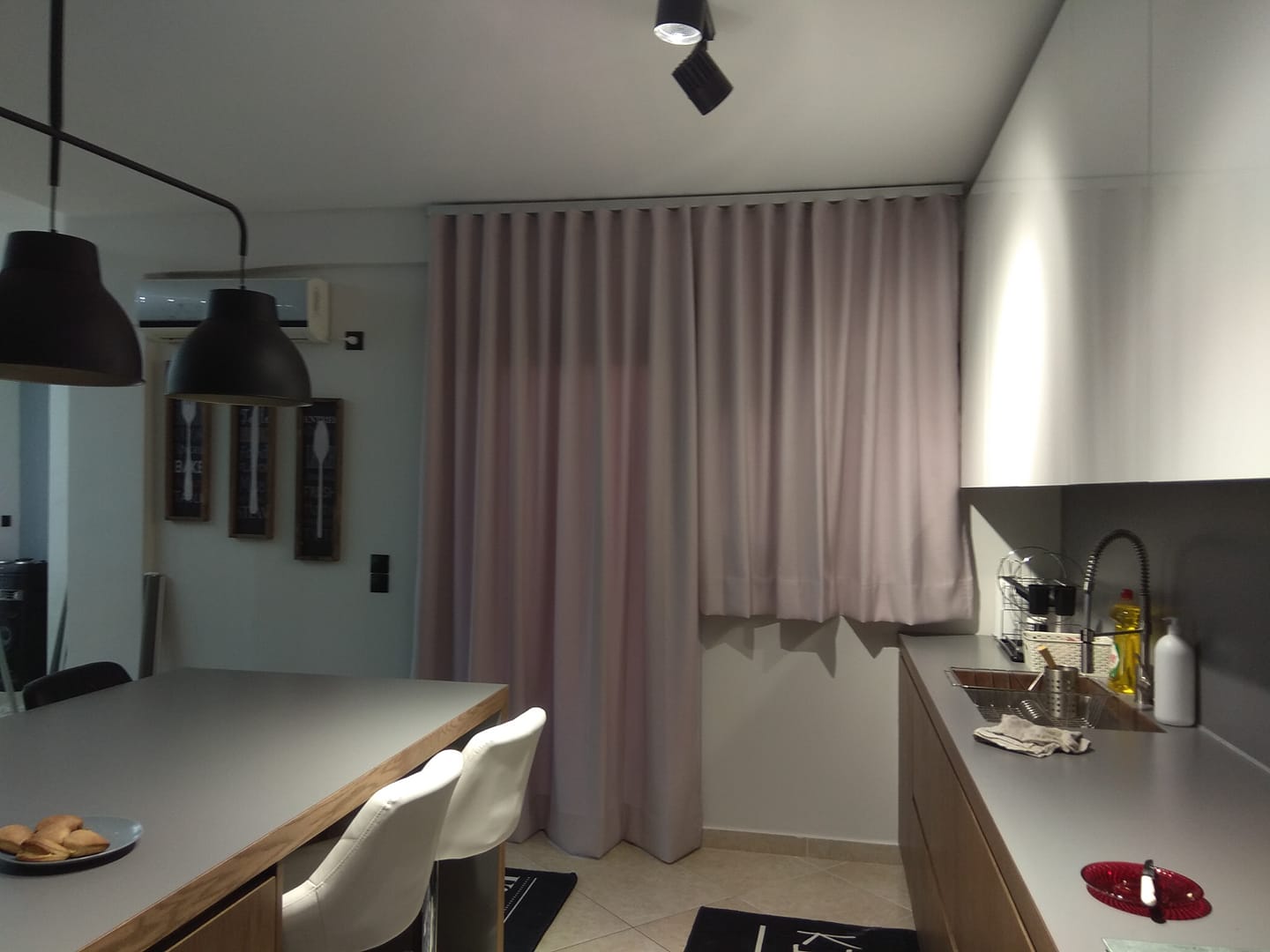 &kappa;&omicron;&upsilon;&rho;&tau;ί&nu;&alpha; &sigma;&alpha;&lambda;&omicron;&nu;&iota;&omicron;ύ